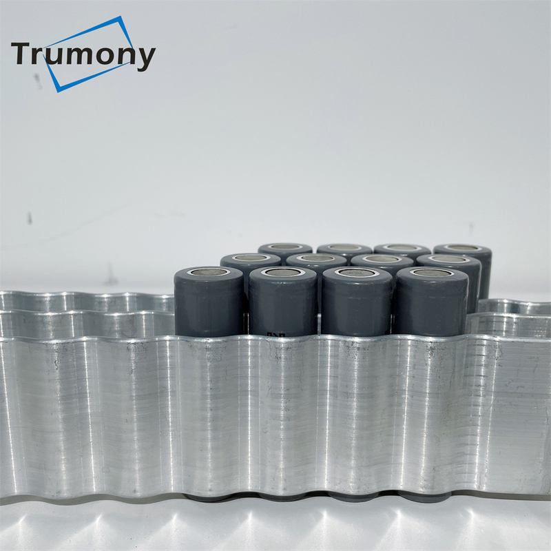 21700 Cylindrical Cells Aluminum Cooling Channel Tube Liquid Cooling Plate