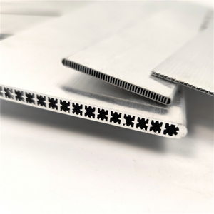 Insulated sustainable battery electrical vehicle 6061 heat sink aluminum water cooling plate