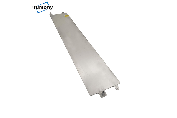 Liquid-cooled plates benefit from the demand for new energy vehicles and energy storage, and have a broad market demand